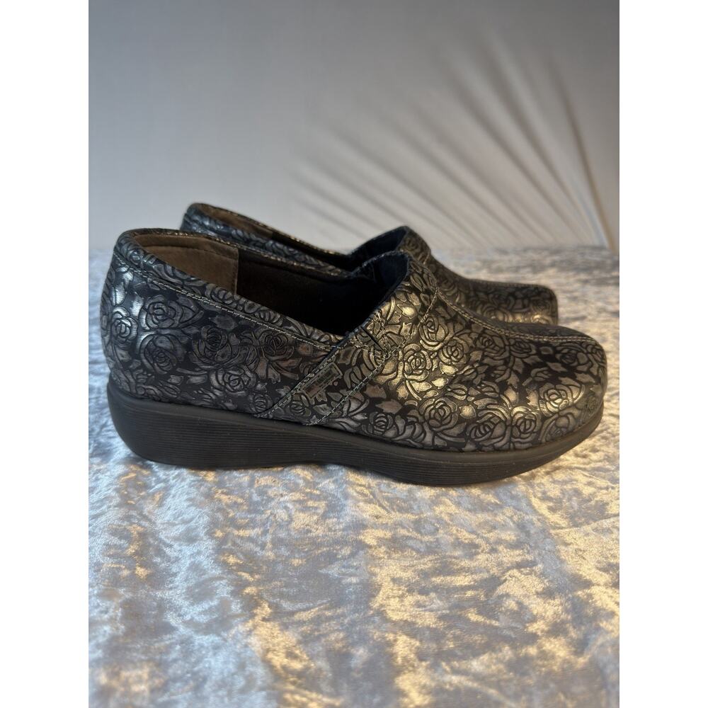 SoftWalk Grey’s Anatomy‎ Nurse Clogs Floral Embossed Black Slip On Womens 10W